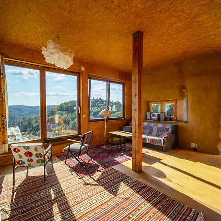Elias Residency