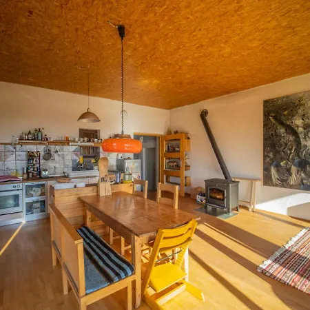 Elias Residency