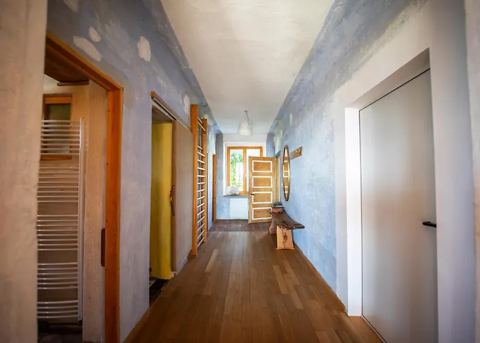 Elias Residency アパート *