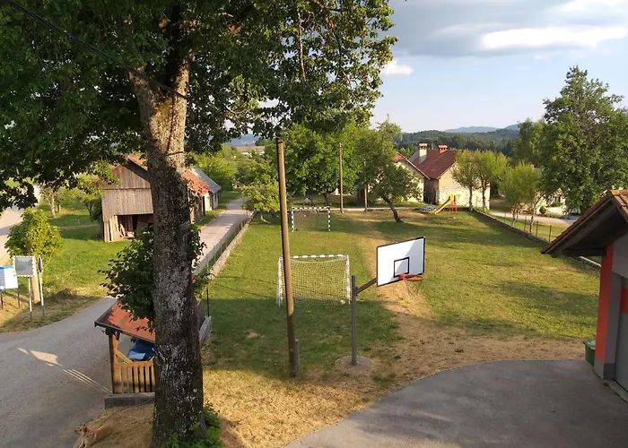 Daire Elias Residency